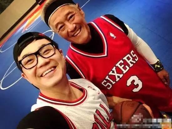 娱乐吃瓜君篮球,揭秘篮球圈幕后故事与热点事件