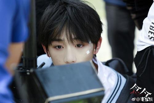 娱乐吃瓜酱丁程鑫,娱乐吃瓜酱中的璀璨星辉