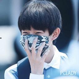 王源吃瓜爆料娱乐视频是真的吗,真相揭秘还是虚构传闻？